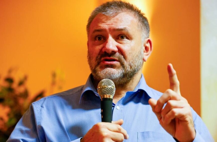 Opinia Polaków o ministrze Waldemarze Żurku. Aktualne badanie opinii publicznej.