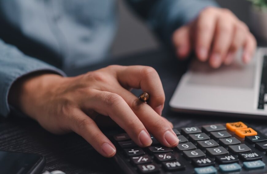 ZBP: Polacy mocno zadłużeni. Zadłużenie osiąga szczyt.