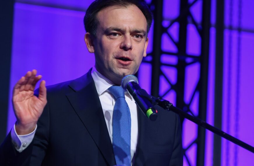 Andrzej Domański: Polska gospodarka, budżet i nadmiar regulacji unijnych pod lupą.