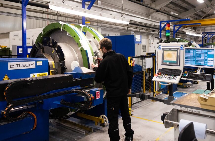 Polska produkcja fabryczna zadziwiła analityków. Dane opublikowane przez GUS.