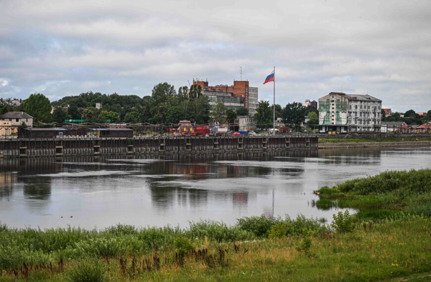 Rosja nadzoruje autokarowe trasy z Polską i uruchamia dalsze linie do Kaliningradu.