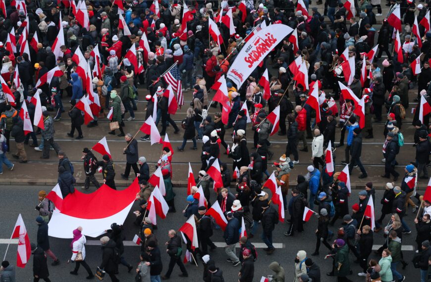 11 Listopada w Warszawie: Obostrzenia i Zakazy podczas Święta Niepodległości.