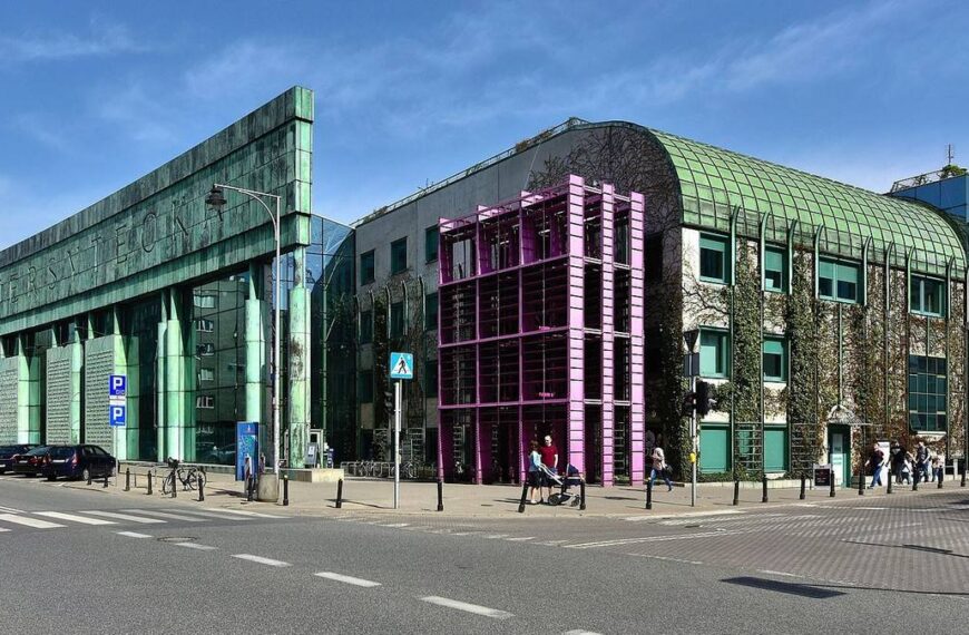 Skradzione inkunabuły z Biblioteki Uniwersyteckiej. Zrabowane książki zbywano w Rosji.