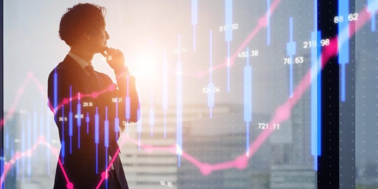 Europa stała się dojrzałym terenem inwestycyjnym dla Japonii, podczas gdy Japonia stała się dla Europy partnerem zdolnym przekształcać doskonałe koncepcje w prężnie działające linie produkcyjne. Jeżeli obecny trend się utrzyma, najbliższe lata zaowocują większą liczbą fabryk, umów i eksportu rozwiązań technologicznych. Japonia patrzy na Europę. Hossa technologiczna magnesem dla inwestycji. - INFBusiness