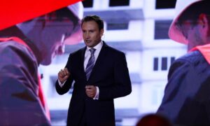 Gospodarka i Biznes News to dynamiczny portal informacyjny, który dostarcza najświeższe wiadomości z zakresu ekonomii i biznesu. Strona skierowana jest przede wszystkim do polskich przedsiębiorców i ludzi biznesu, pragnących być na bieżąco z kluczowymi wydarzeniami gospodarczymi. Serwis oferuje szeroki wachlarz tematów, w tym aktualności z dziedzin takich jak gospodarka, biznes, nieruchomości i budownictwo, przedsiębiorczość oraz show-biznes. Dodatkowo, Gospodarka i Biznes News porusza kwestie związane z medycyną i nowoczesnymi technologiami IT, dostarczając kompleksowych informacji niezbędnych do podejmowania świadomych decyzji biznesowych. Podatek od wartości nieruchomości? Wiceszef resortu z Lewicy odpowiada Zanbergowi o przyczynach opóźnienia jego implementacji.