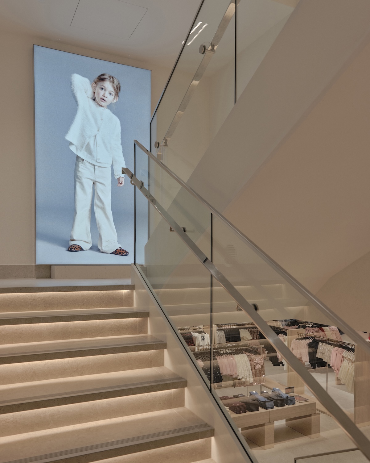 H&amp;M Złote Tarasy ponowne otwarcie sklepu w Warszawie