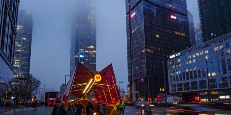 PKO BP analizuje: Polska potrzebuje funduszy krajowych i lokalnych inwestycji. - INFBusiness