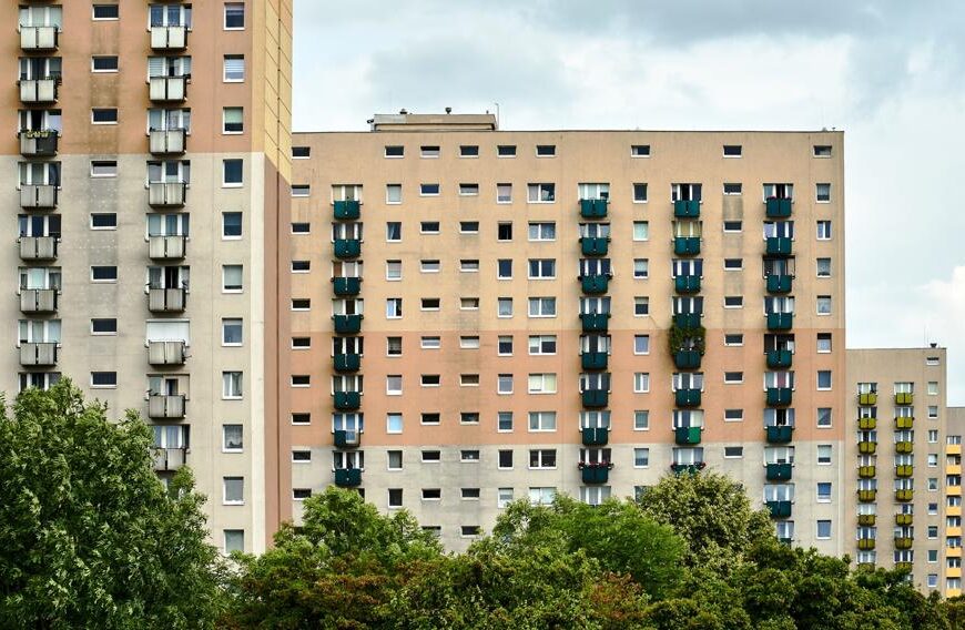 Ujawniamy faktyczny koszt zakupu domu. DOM analizuje rynek nieruchomości, deweloperzy pod kontrolą.