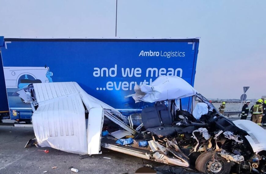 Śmiertelny karambol na S8 w regionie łódzkim. Cztery ofiary.