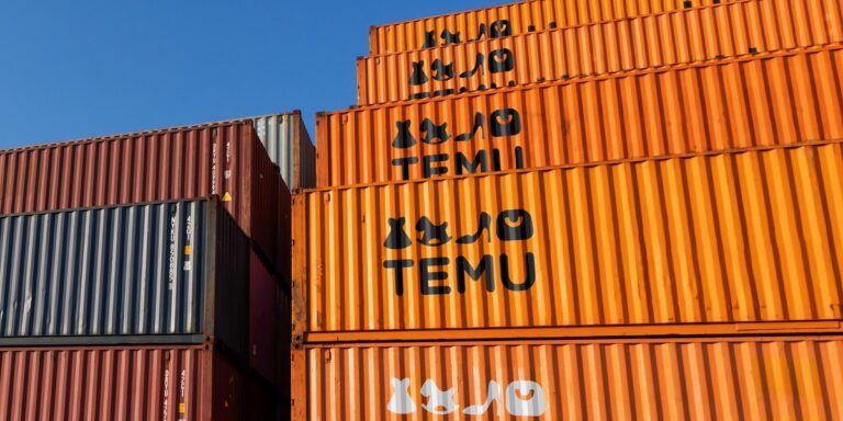 Ograniczenie miało wejść w życie od 2028 roku, jednakże nasilony przywóz oraz ekspansja chińskich platform handlu elektronicznego na europejskim rynku spowodowały, że Unia zamierza przyśpieszyć ten termin o dwa lata. Niektóre kraje Unii planowały wdrożenie opłat indywidualnie, bez oczekiwania na decyzję Unii. Koniec z Temu i Shein? Unia nakłada szybsze cła na przesyłki. - INFBusiness