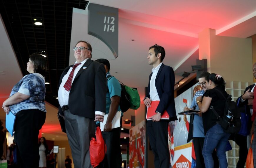 Amerykańskie bezrobocie: Nieoczekiwany raport.