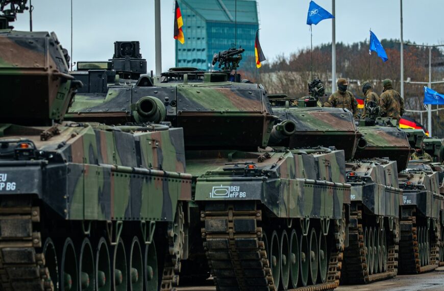 Sektor obronny winduje parkiet. Wejście Doncasters, KNDS i CSG na rynek.