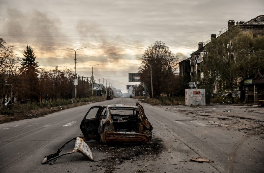 IBRiS Poll: Facing War – What’s Poland’s Response? How Many Will Enlist,…