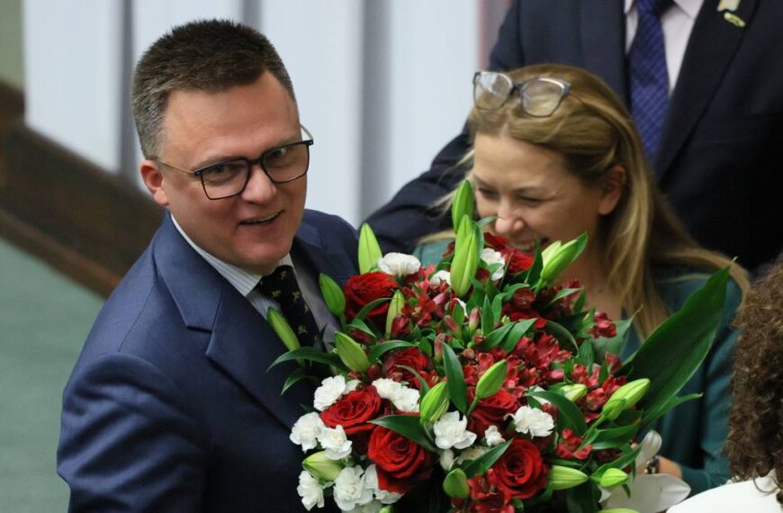 Sejmowy marszałek żegnany z opiniami podzielonymi. Polacy mają różne zdania o Hołowni.