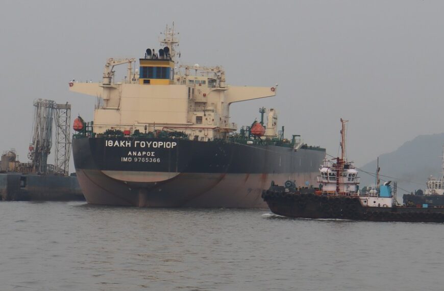 Nowe sankcje już uderzają w Rosję. Chiny i Indie wstrzymały zakupy