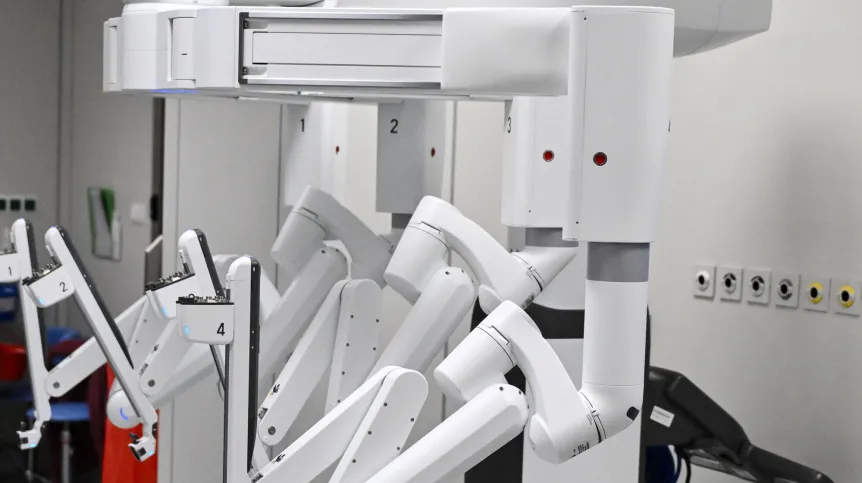 Wrocław/ Operacja rekonstrukcji moczowodu przy użyciu robota da Vinci