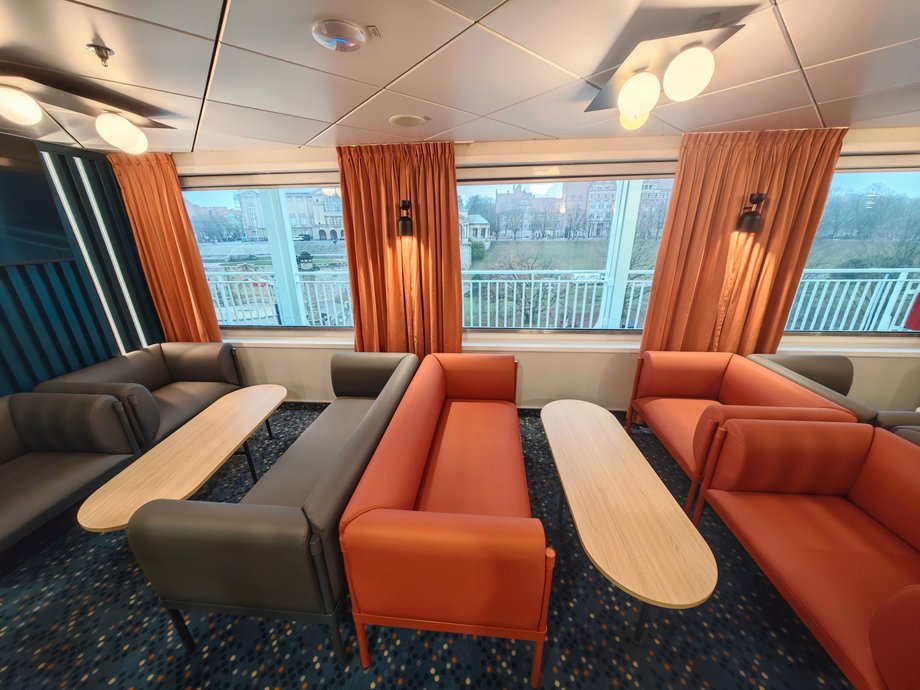 "Klubowa" część promu