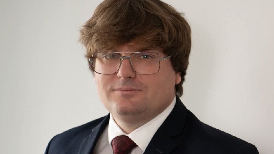 Dr Mateusz Piątkowski