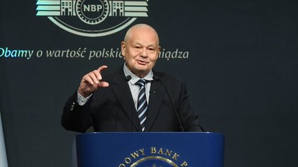 Prezes NBP komentuje decyzję o stopach procentowych. Szukamy sygnałów dalszych działań