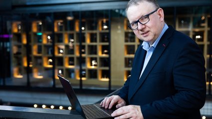 Programiści wykorzystują potencjał sztucznej inteligencji by napędzać innowacje