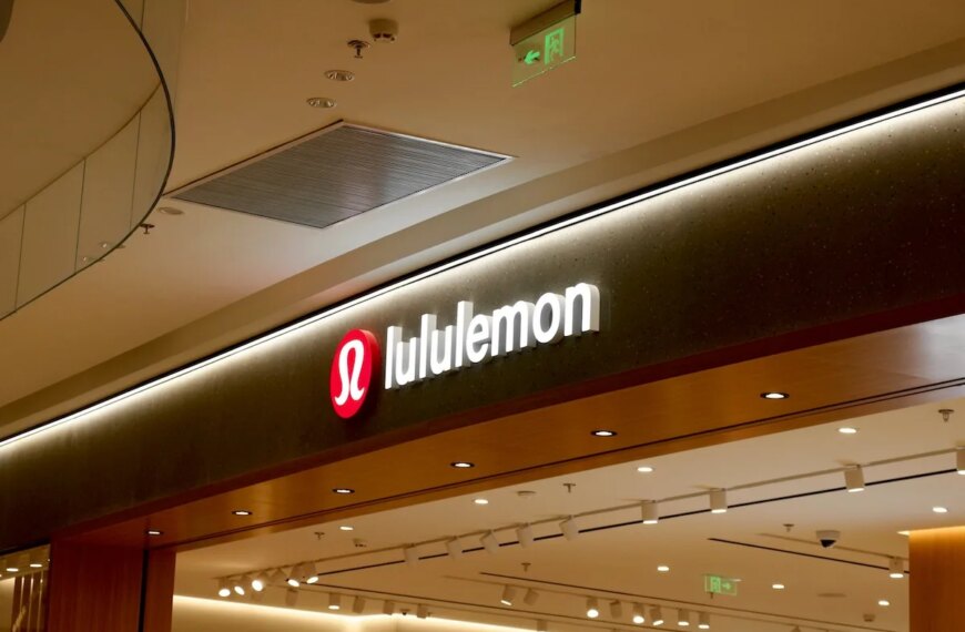 Lululemon: Debiut sklepu w Polsce! Ujawniono adres.