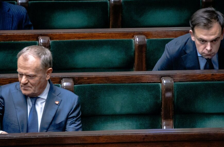 Tusk bez ogródek o głosowaniu nad SAFE: “To przeciwnicy suwerenności Polski”