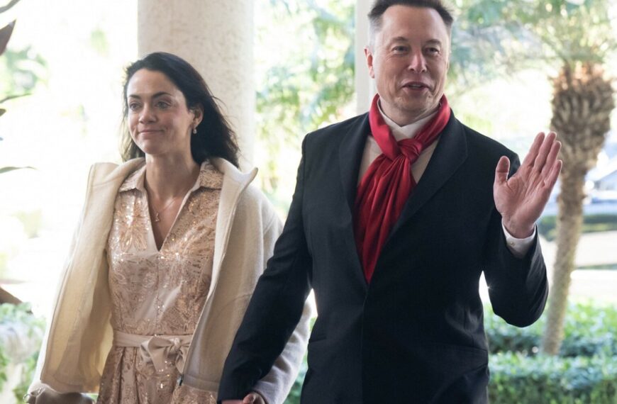 Musk zespala swoje królestwo. Wartość kosmiczna.