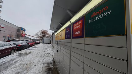 Konkurent InPostu rośnie w siłę. Ustawia automaty przy Biedronkach