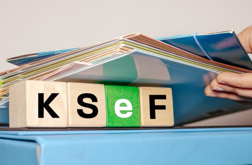 KSeF 2.0 startuje jutro. Firmy bez kluczowych opcji.