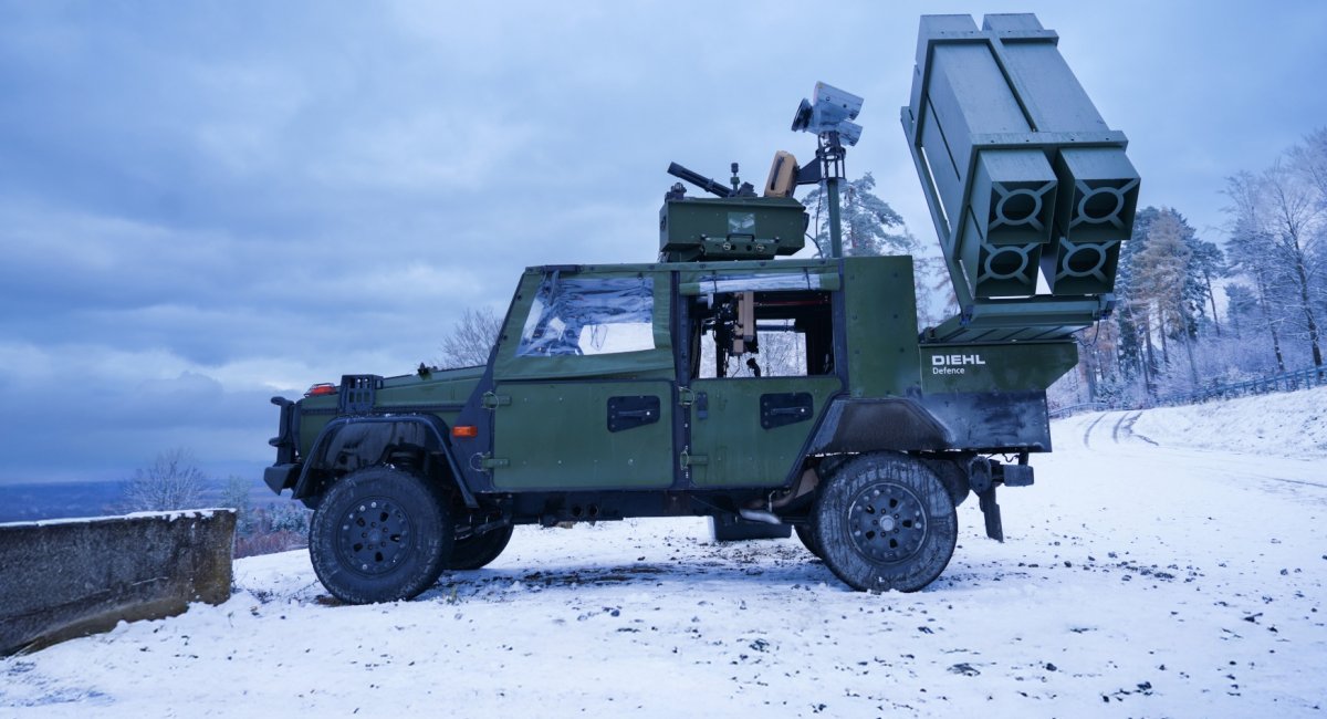 Twórcy systemu obrony powietrznej Iris-T zmodernizowali bezzałogowy samolot bojowy KDV, dostarczony przez ukraińskie siły zbrojne. Teraz ma on zasięg 70 km. Czy jest to realne?