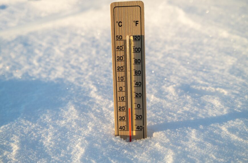 Mróz w Polsce. IMGW alarmuje.