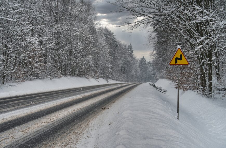 Dzisiejsze warunki atmosferyczne: Intensywne opady śniegu po okresie silnego ochłodzenia. W których&hellip;