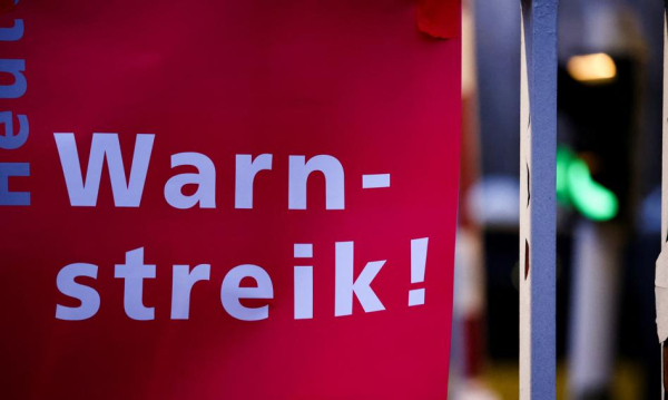 Niemiecki transport sparaliżowany. Stu tysiące pracowników wstrzymało pracę.