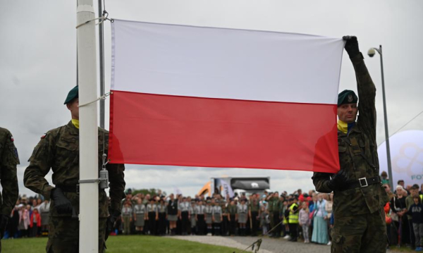Żołd w górę. Szer. z pensją 6.5 tys. zł, gen. powyżej 22 tys.