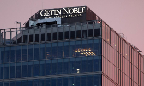 Przegrał majątek w obligacjach Getin Noble, teraz triumfuje w sądzie.