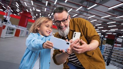 Smart money w świecie technologii. Dlaczego rynek urządzeń odnowionych rośnie w siłę?