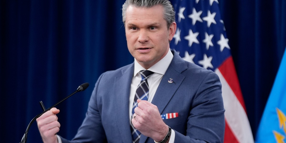 Sekretarz obrony USA Pete Hegseth mówił o amerykańskich stratach po odwecie Iranu