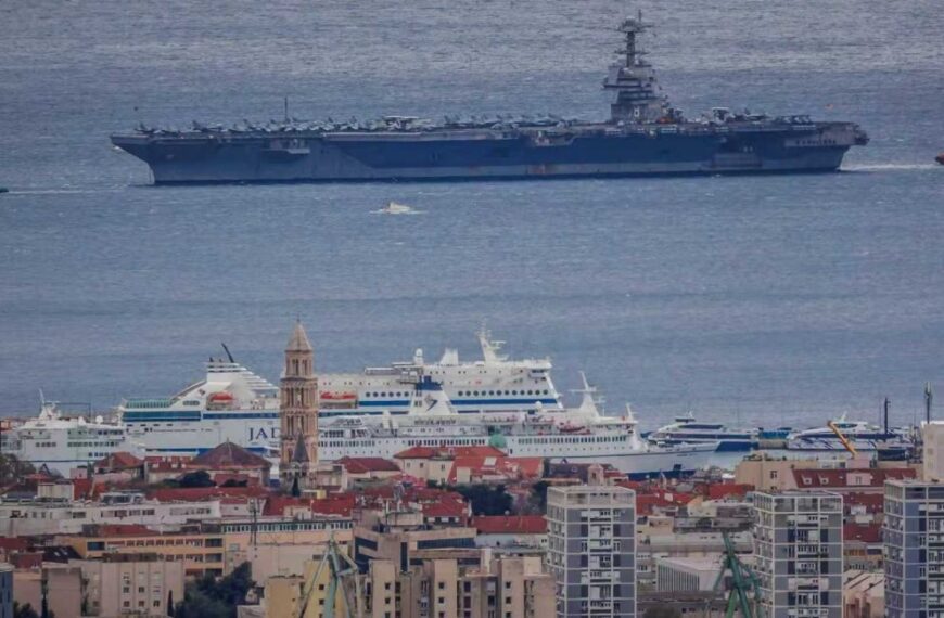 Jak pożar w pralni unieruchomił na tydzień lotniskowiec&hellip;