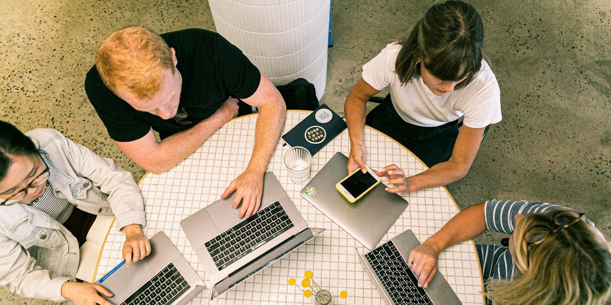 Jak podejść do decyzji o debiutanckim stanowisku w roku 2026?