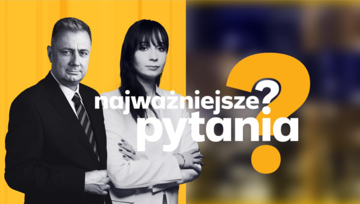 Para prezenterów programu "Najważniejsze pytania" na tle grafiki z logo programu.