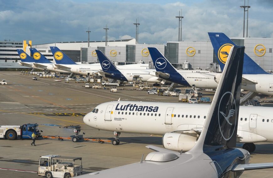 Kolejny protest w Lufthansie zakłóca harmonogram lotów. Niektóre połączenia zostały zrealizowane.