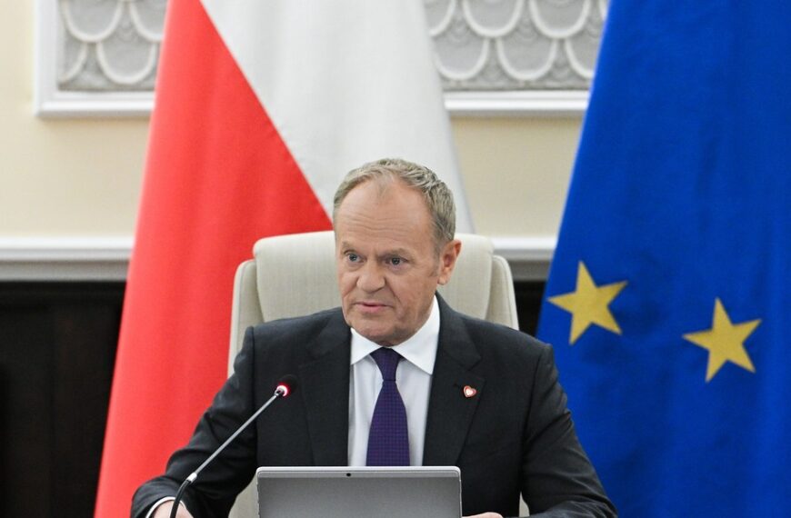 Czarnek o “źródłach odnawialnych – zarazie”. Tusk faworyzuje energię wiatrową i jądrową.