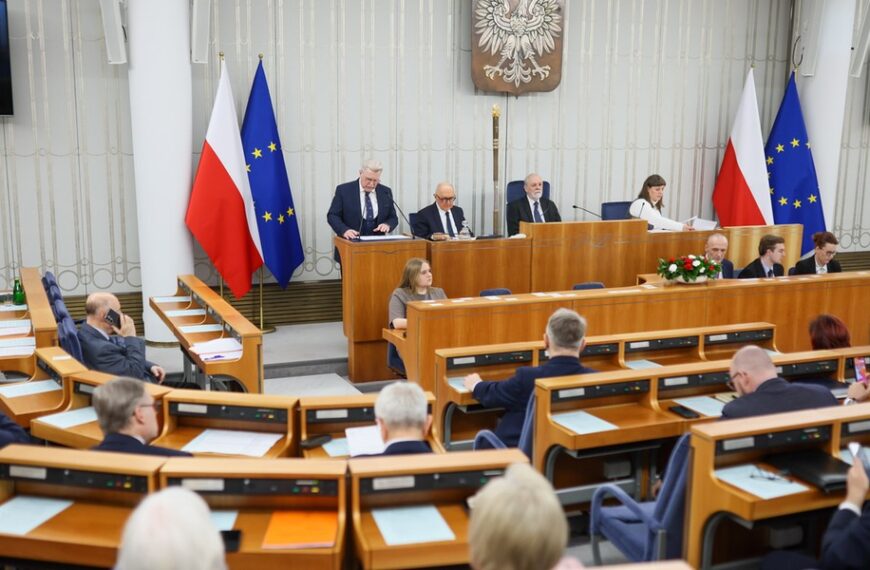 Senat zatwierdził zmiany w prawie o Inspekcji Pracy.…