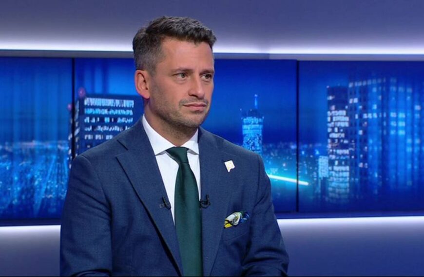 Paweł Śliz w roli gościa “Wydarzeń”. Transmisja od 19:15.