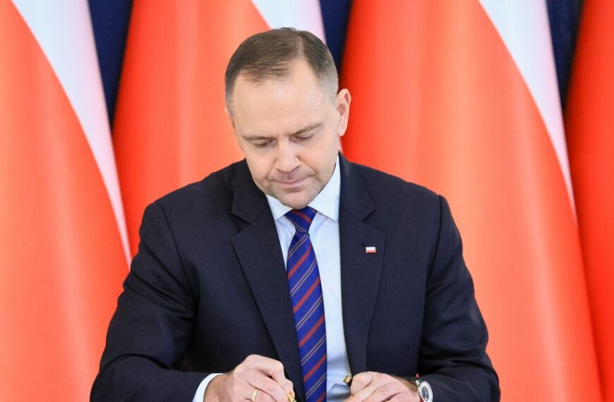 Prezydent Nawrocki zatwierdza nową ustawę o ochronie przed…