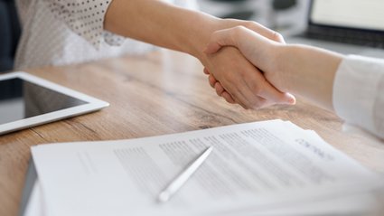 Kobiety zakładają już niemal 40 proc. jednoosobowych firm. Polki dominują w kilku branżach