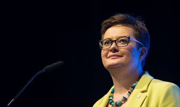 Spór o “dawny” i “obecny” IBE. Lubnauer atakuje resort Czarnka.