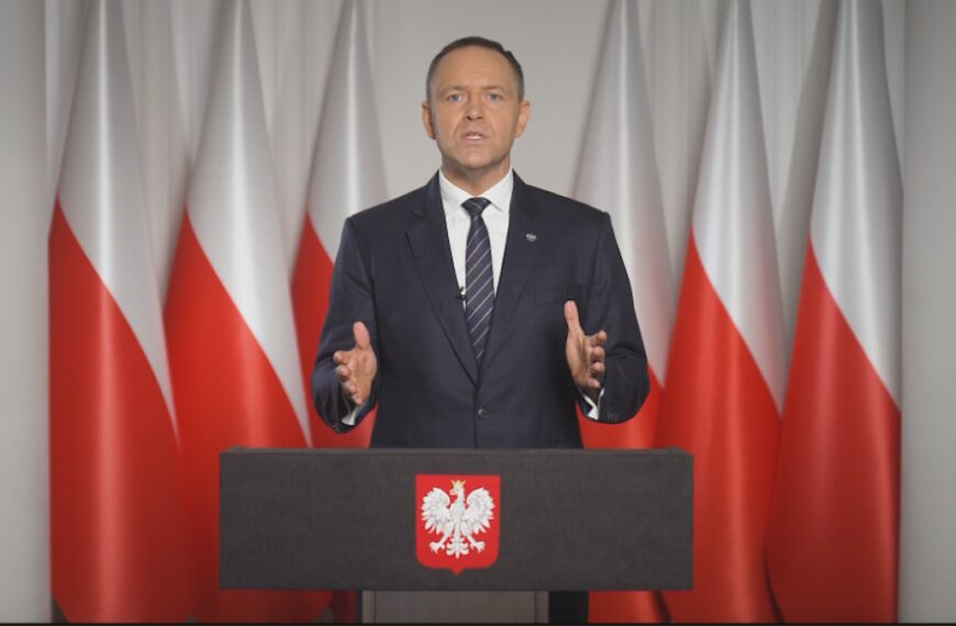 Przemówienie prezesa Nawrockiego: “Weto dla ustawy SAFE”