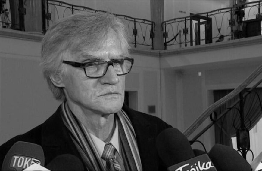 Kazimierz Nowaczyk odszedł. Kierował zespołem smoleńskim.