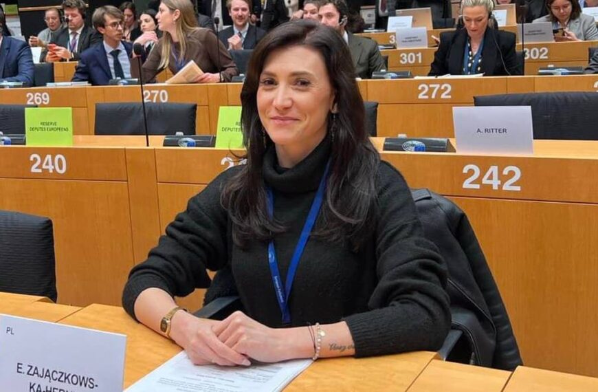 Kłopoty Zajączkowskiej-Hernik? Kontrowersje wokół deputowanej do PE